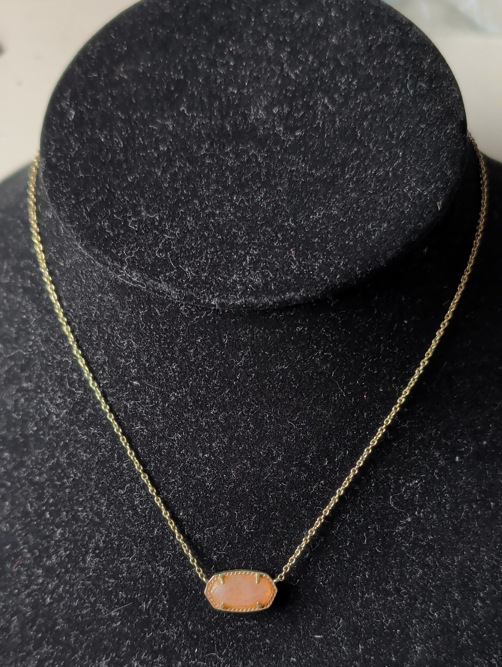 Kendra Scott Gold Elisa Pendant Necklace - Pink/Peach Stone
